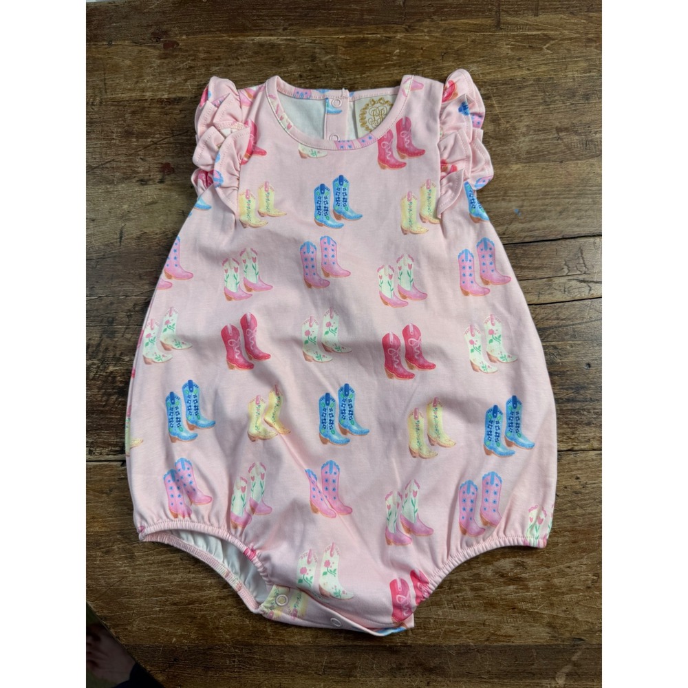 Beaufort Bonnet Petite Paloma Ruehling Ruffle Bubble Pink Boot 2T Girls NWT